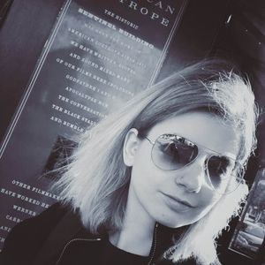 Meet your Posher, Emese